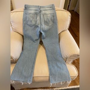 MOTHER DENIM TRIPPER ANKLE FRAY